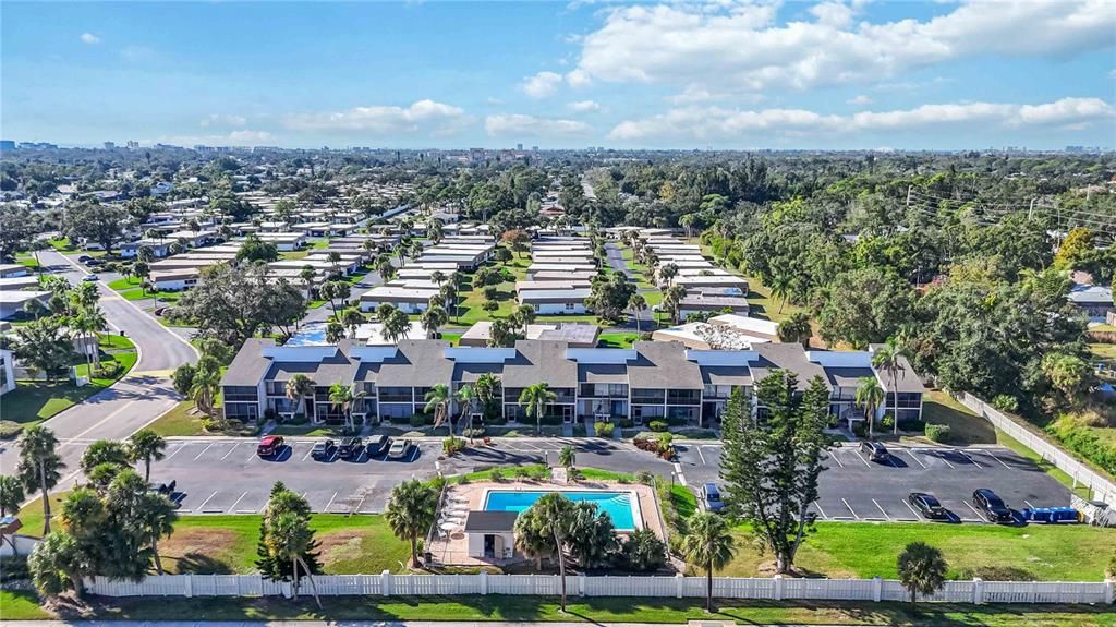 En Venta: $219,900 (2 camas, 2 baños, 1095 Pies cuadrados)