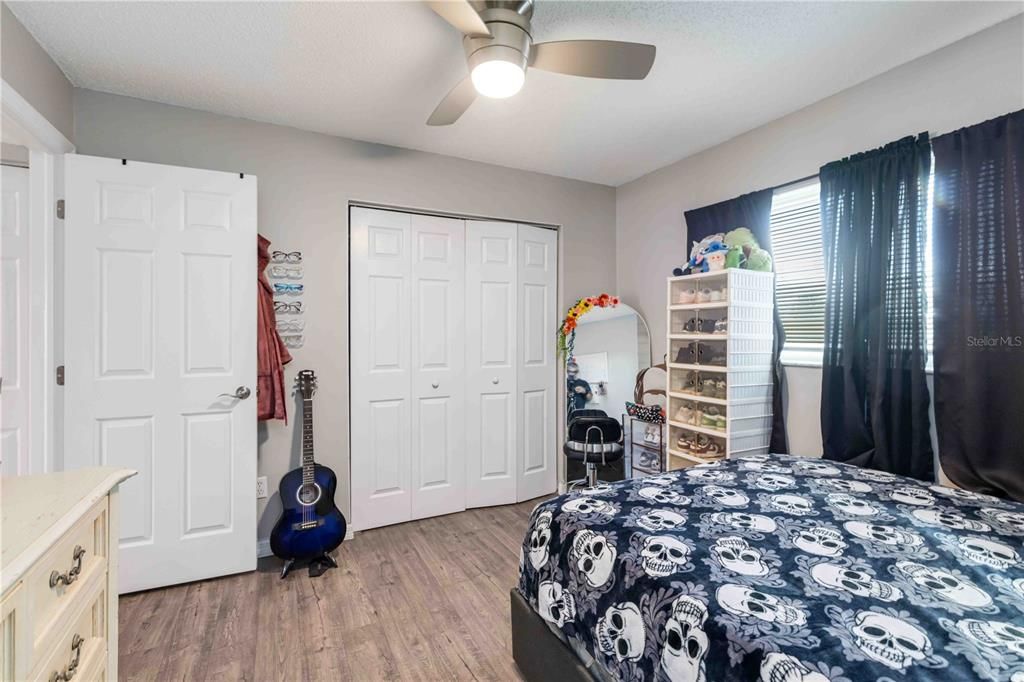 En Venta: $219,900 (2 camas, 2 baños, 1095 Pies cuadrados)