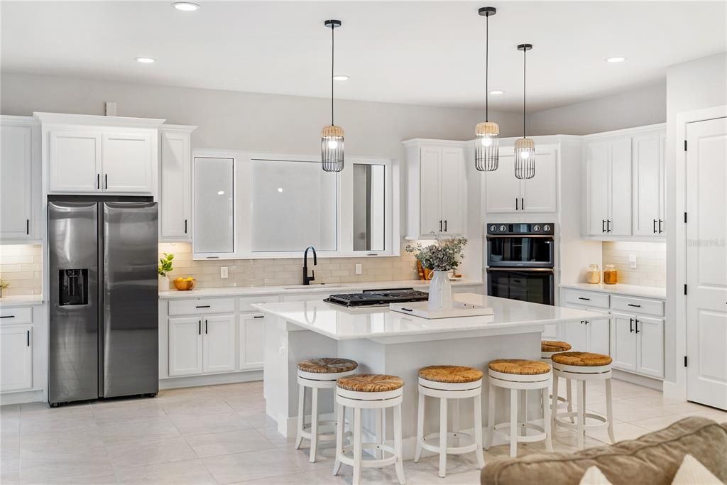 待售: $1,550,000 (4 贝兹, 4 浴室, 3916 平方英尺)