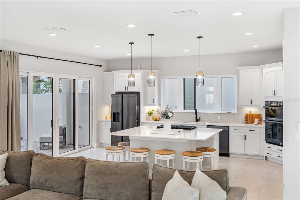 待售: $1,550,000 (4 贝兹, 4 浴室, 3916 平方英尺)