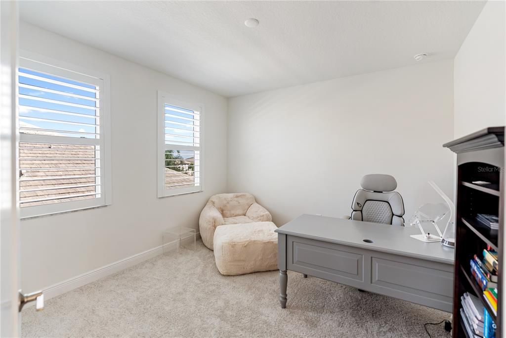 For Sale: $1,175,000 (4 beds, 4 baths, 3697 Square Feet)