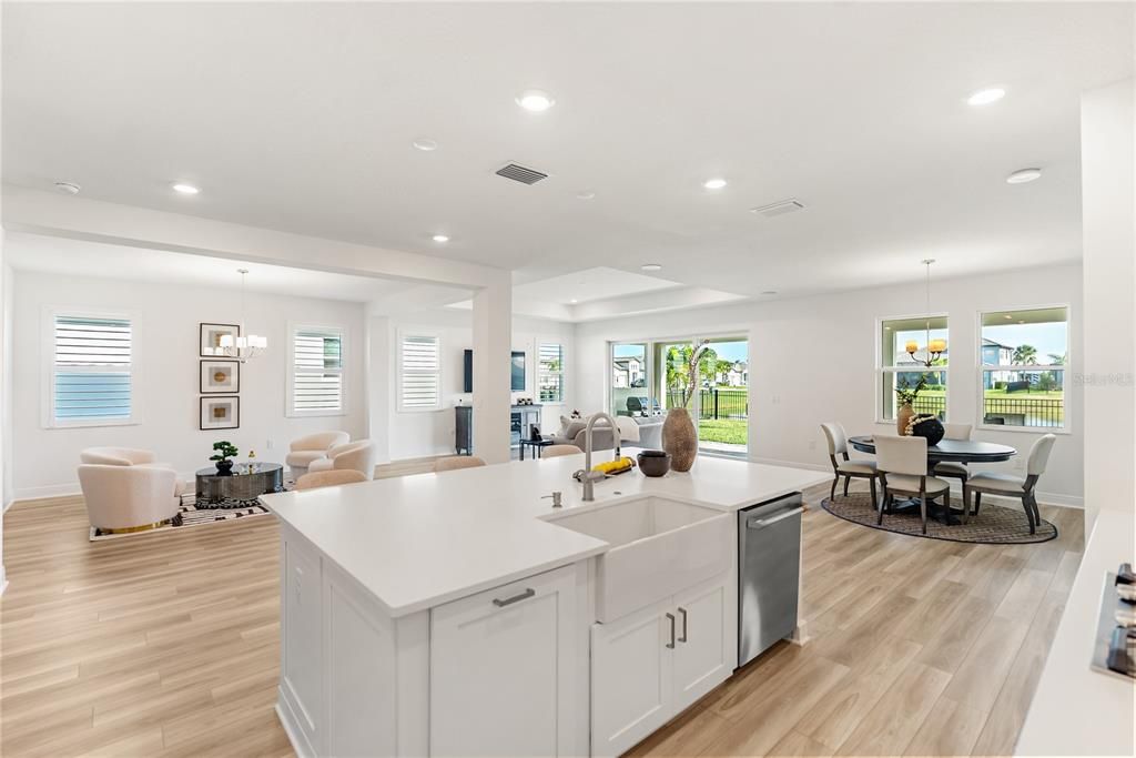 For Sale: $1,175,000 (4 beds, 4 baths, 3697 Square Feet)