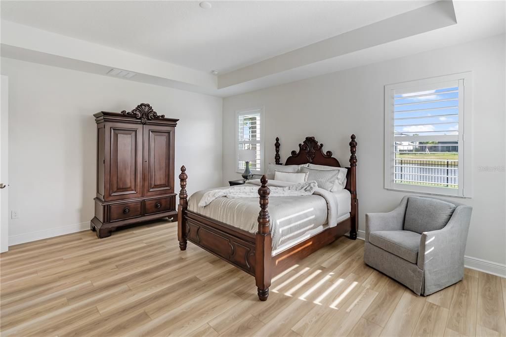 For Sale: $1,175,000 (4 beds, 4 baths, 3697 Square Feet)