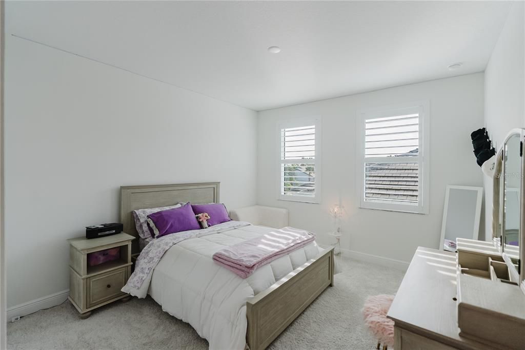 For Sale: $1,175,000 (4 beds, 4 baths, 3697 Square Feet)