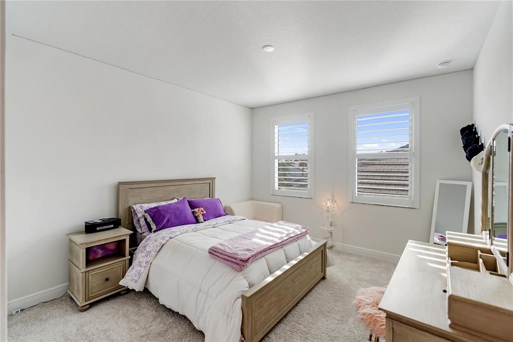 For Sale: $1,175,000 (4 beds, 4 baths, 3697 Square Feet)