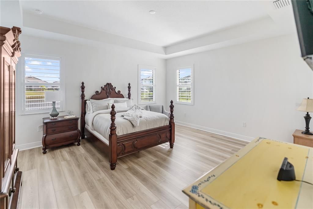 For Sale: $1,175,000 (4 beds, 4 baths, 3697 Square Feet)