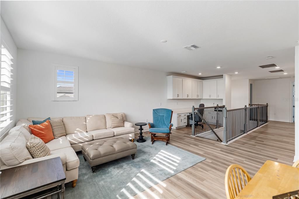 For Sale: $1,175,000 (4 beds, 4 baths, 3697 Square Feet)