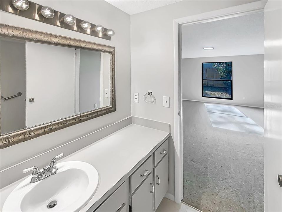 待售: $302,000 (3 贝兹, 2 浴室, 1688 平方英尺)