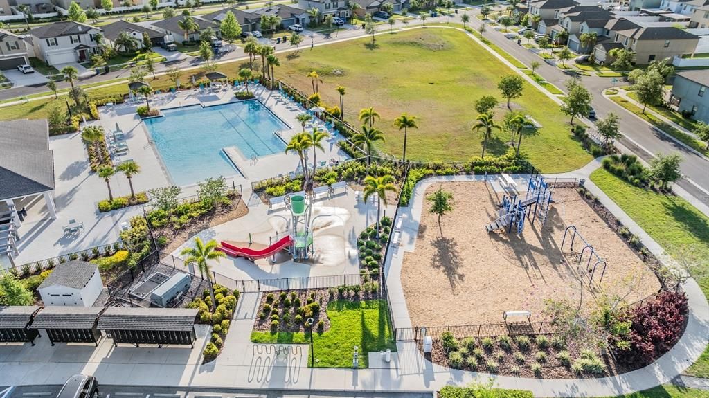 En Venta: $325,000 (3 camas, 2 baños, 1663 Pies cuadrados)