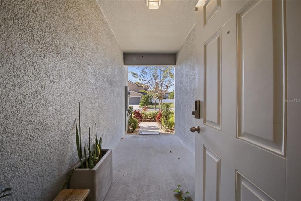 En Venta: $325,000 (3 camas, 2 baños, 1663 Pies cuadrados)