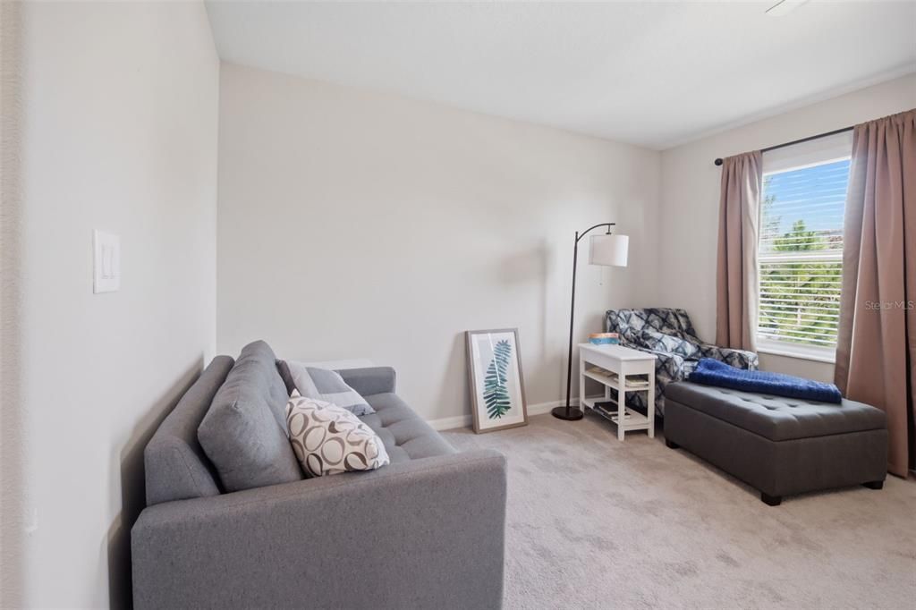 En Venta: $325,000 (3 camas, 2 baños, 1663 Pies cuadrados)