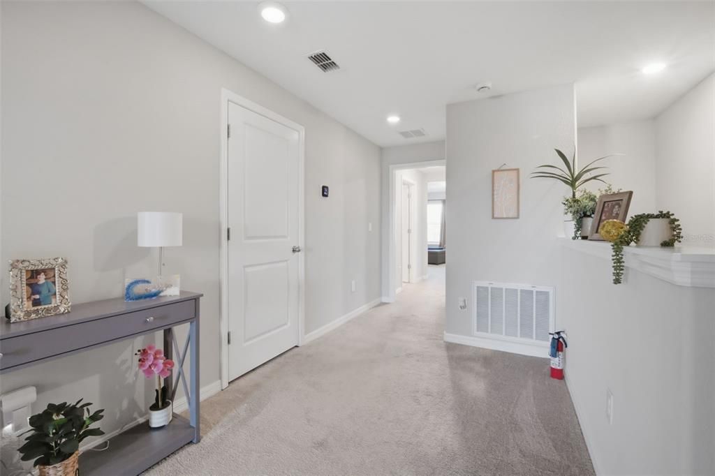 En Venta: $325,000 (3 camas, 2 baños, 1663 Pies cuadrados)