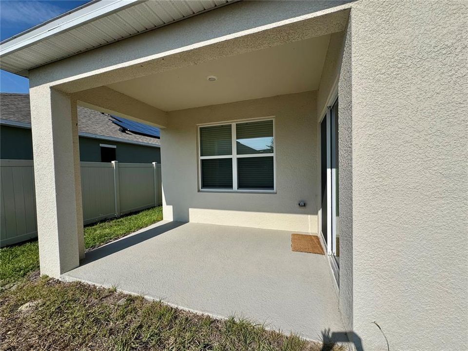 待售: $276,000 (3 贝兹, 2 浴室, 1669 平方英尺)