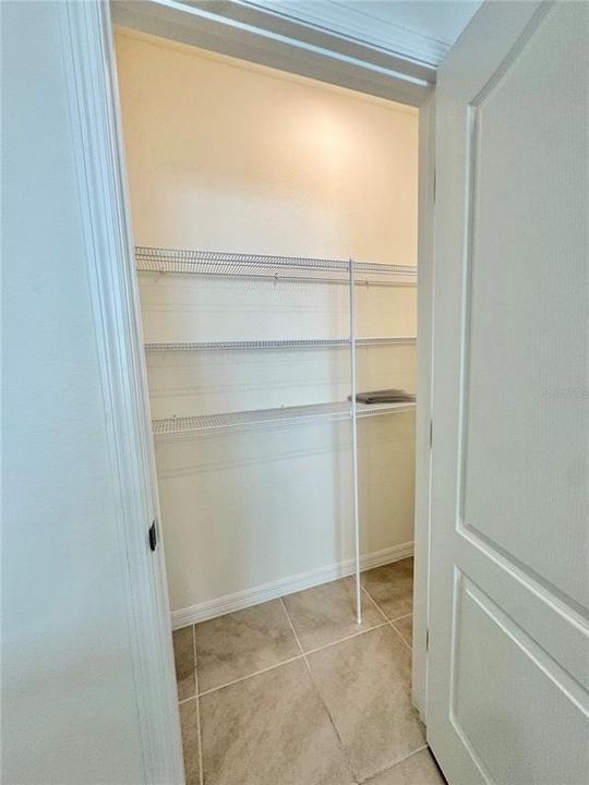 待售: $276,000 (3 贝兹, 2 浴室, 1669 平方英尺)