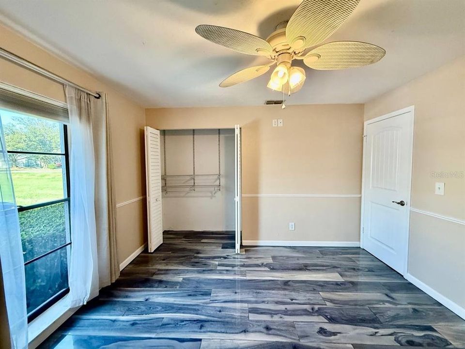 出租: $1,900 (2 贝兹, 2 浴室, 1192 平方英尺)