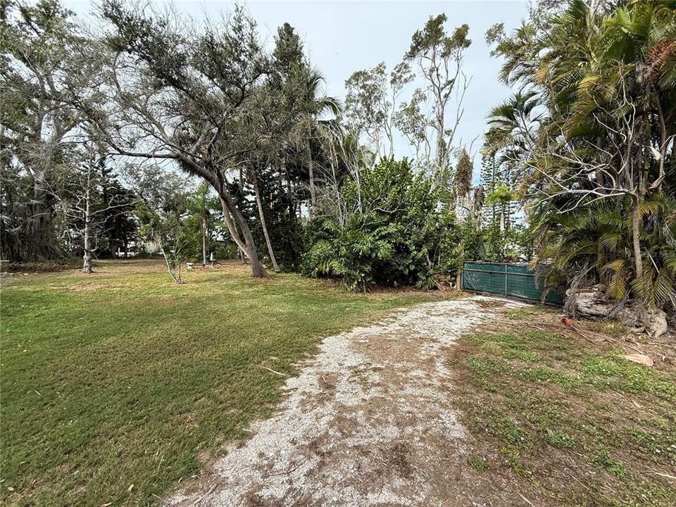 待售: $1,295,000 (0 贝兹, 0 浴室, 2762 平方英尺)