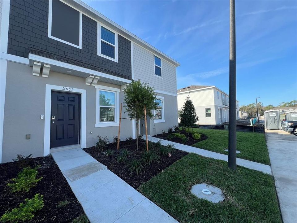 В аренду: $1,700 (2 спален, 2 ванн, 1307 Квадратных фут)