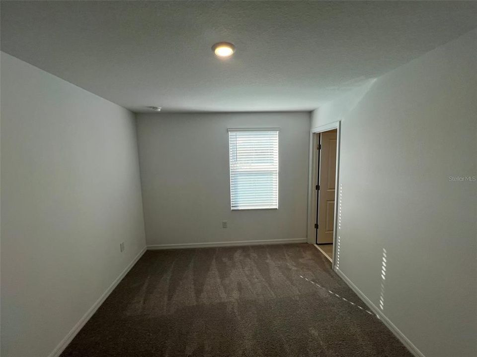 В аренду: $1,700 (2 спален, 2 ванн, 1307 Квадратных фут)