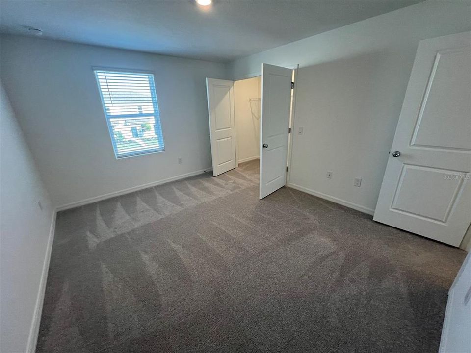 В аренду: $1,700 (2 спален, 2 ванн, 1307 Квадратных фут)