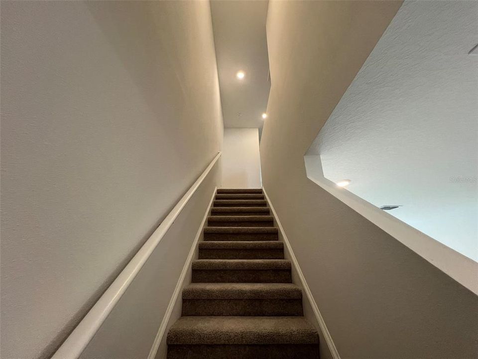 В аренду: $1,700 (2 спален, 2 ванн, 1307 Квадратных фут)