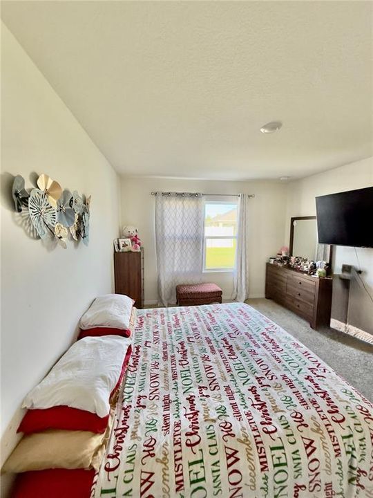 For Sale: $412,000 (4 beds, 2 baths, 1846 Square Feet)