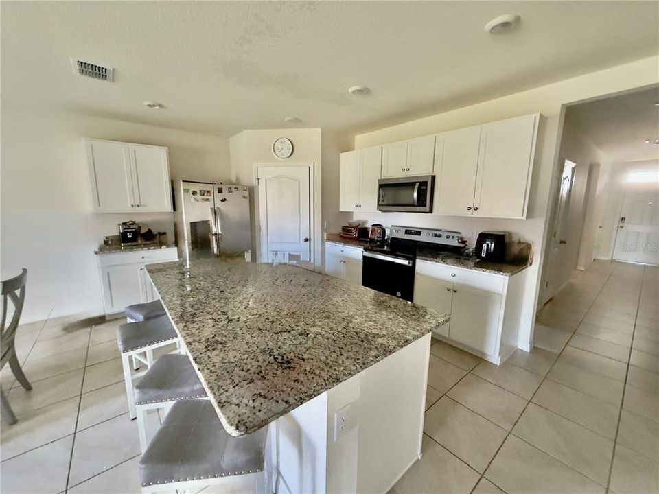 For Sale: $412,000 (4 beds, 2 baths, 1846 Square Feet)
