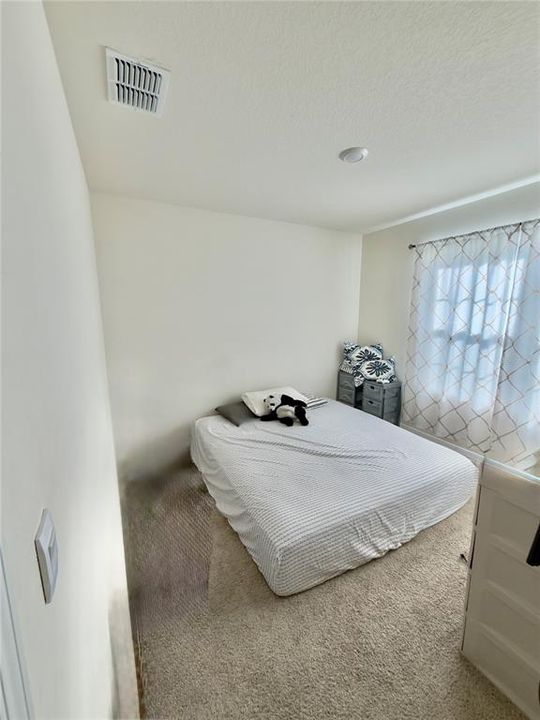 For Sale: $412,000 (4 beds, 2 baths, 1846 Square Feet)