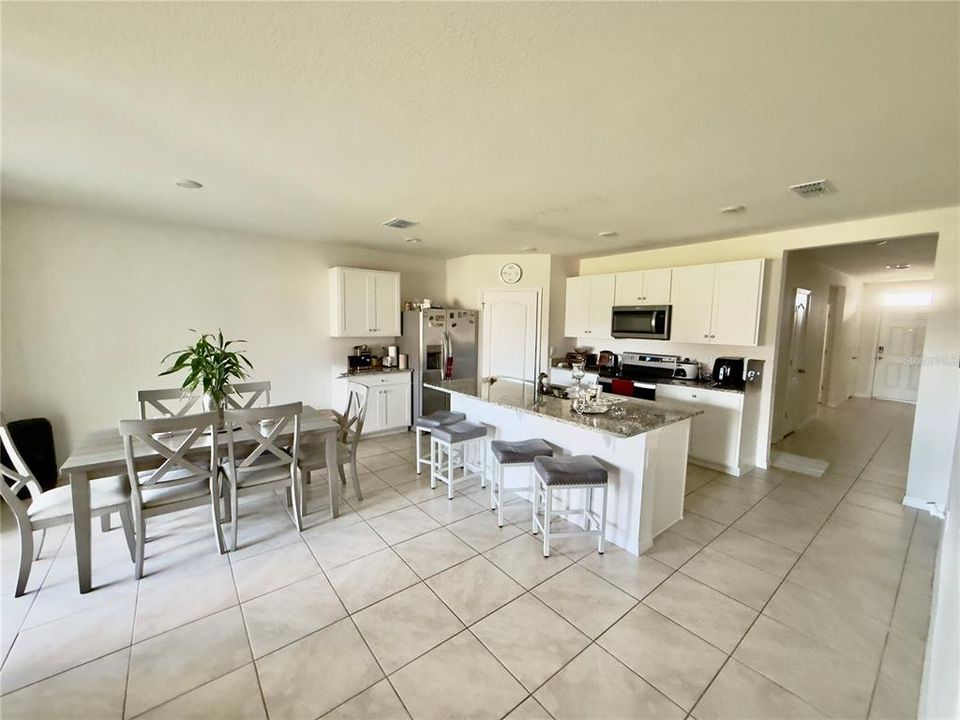 For Sale: $412,000 (4 beds, 2 baths, 1846 Square Feet)