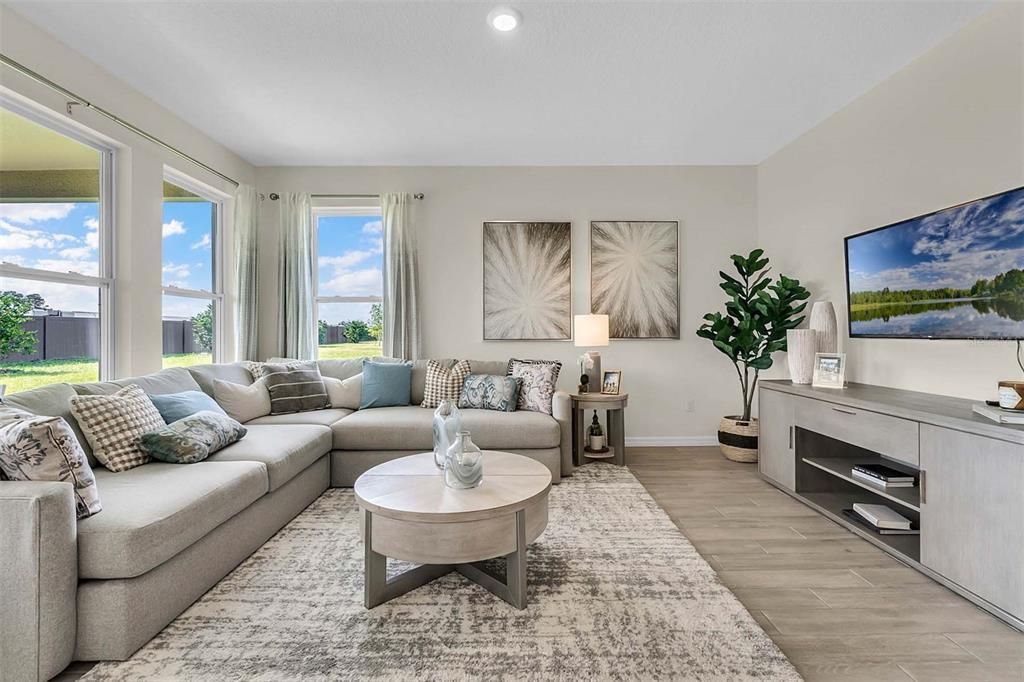 На продажу: $469,990 (4 спален, 3 ванн, 2108 Квадратных фут)