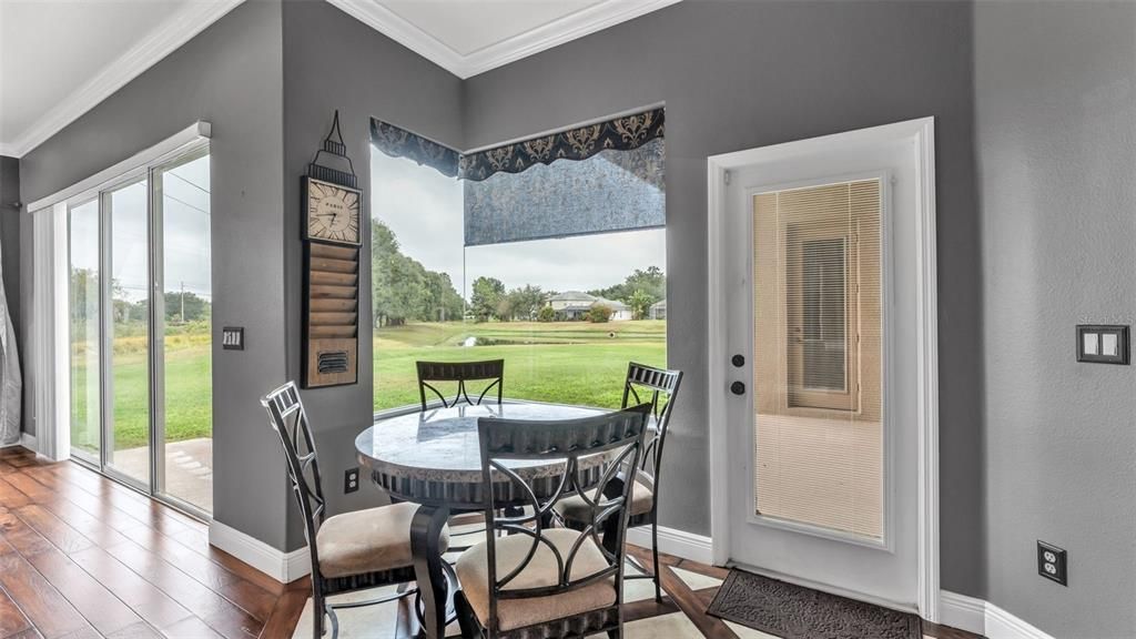 На продажу: $620,000 (5 спален, 4 ванн, 3497 Квадратных фут)