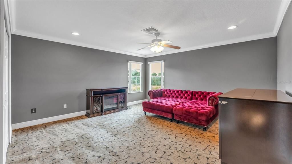 На продажу: $620,000 (5 спален, 4 ванн, 3497 Квадратных фут)