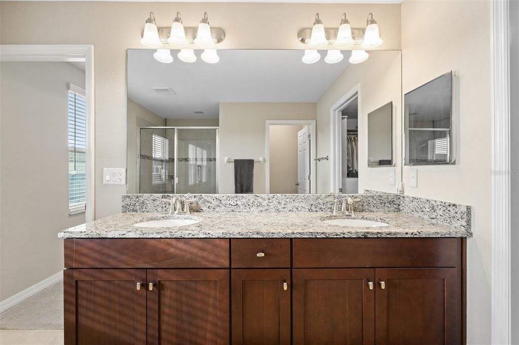 На продажу: $555,000 (4 спален, 3 ванн, 2601 Квадратных фут)