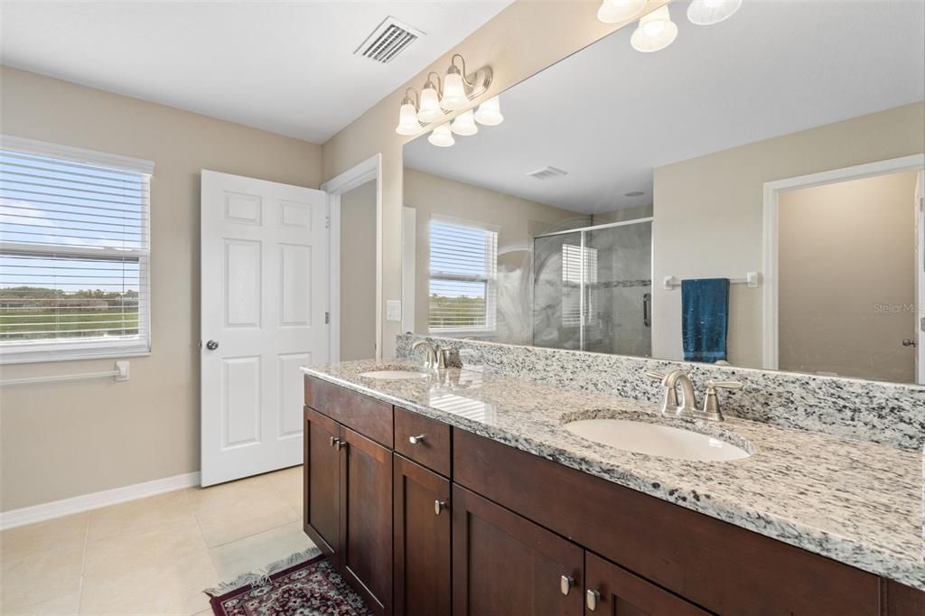 На продажу: $555,000 (4 спален, 3 ванн, 2601 Квадратных фут)