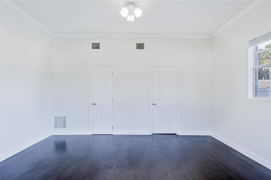 En Renta: $4,000 (4 camas, 3 baños, 2267 Pies cuadrados)