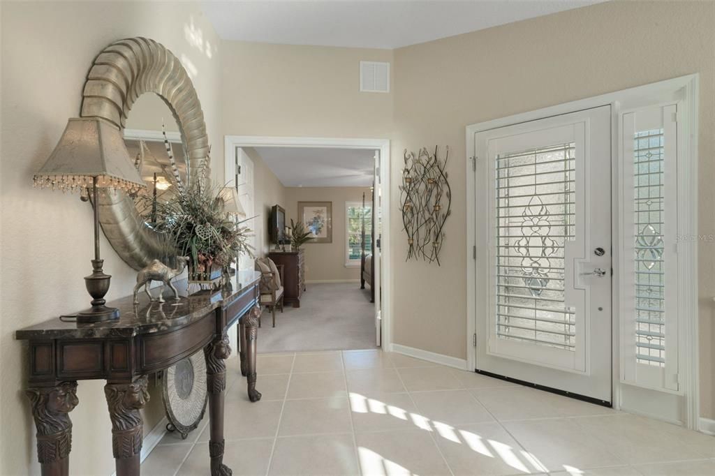 На продажу: $329,900 (3 спален, 2 ванн, 1710 Квадратных фут)