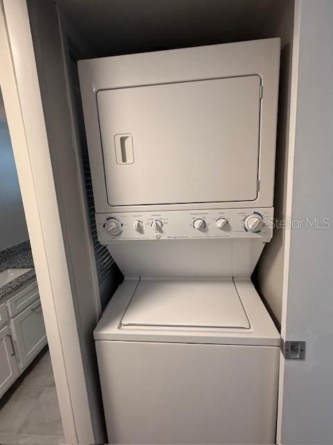 For Sale: $148,000 (2 beds, 2 baths, 1190 Square Feet)