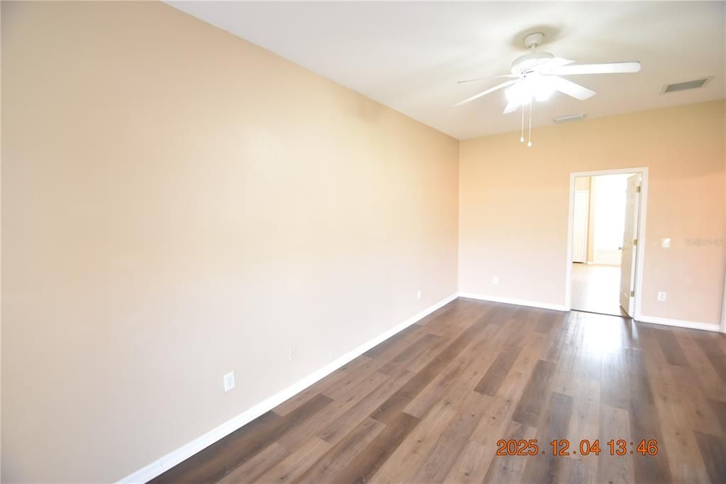 В аренду: $2,295 (3 спален, 2 ванн, 1945 Квадратных фут)