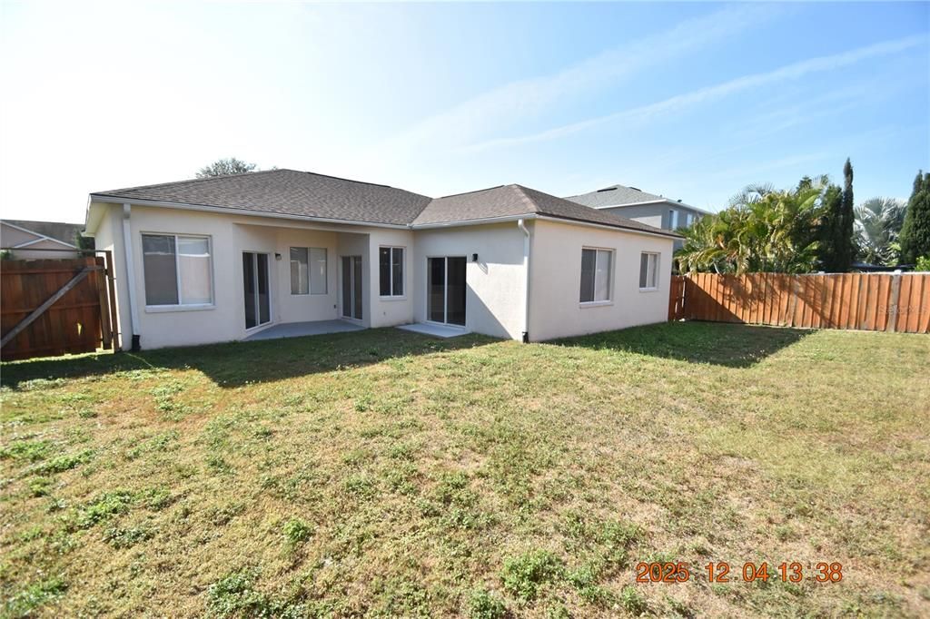 В аренду: $2,295 (3 спален, 2 ванн, 1945 Квадратных фут)