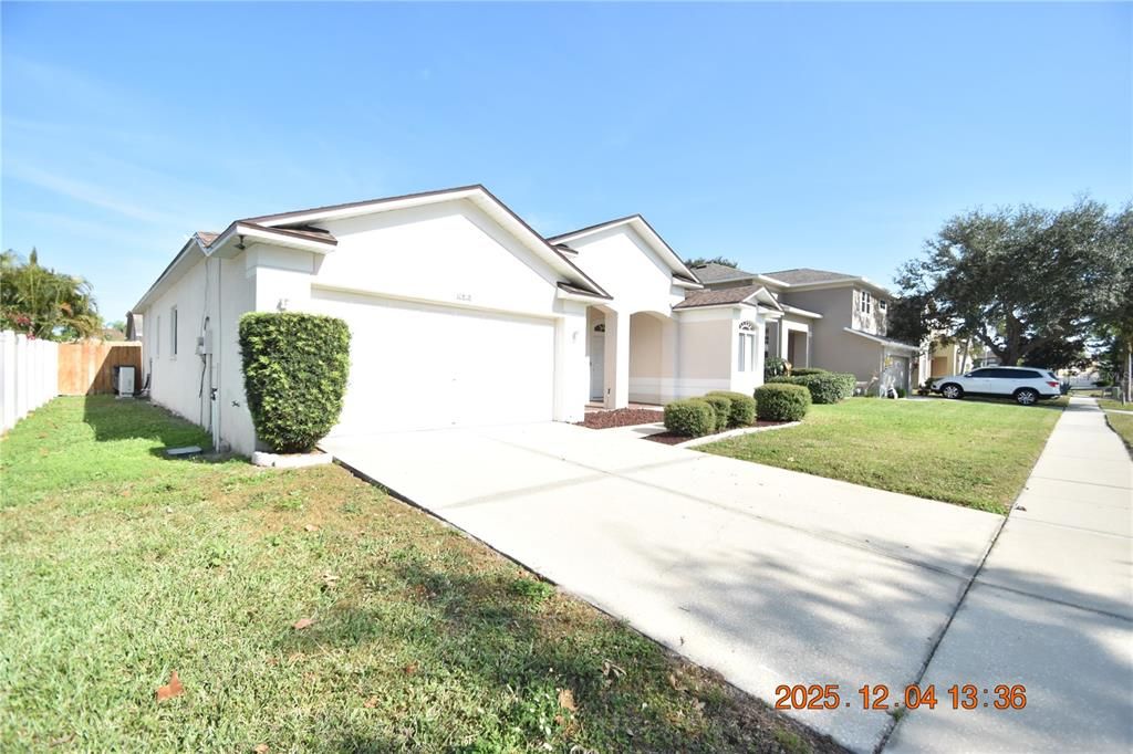 В аренду: $2,295 (3 спален, 2 ванн, 1945 Квадратных фут)