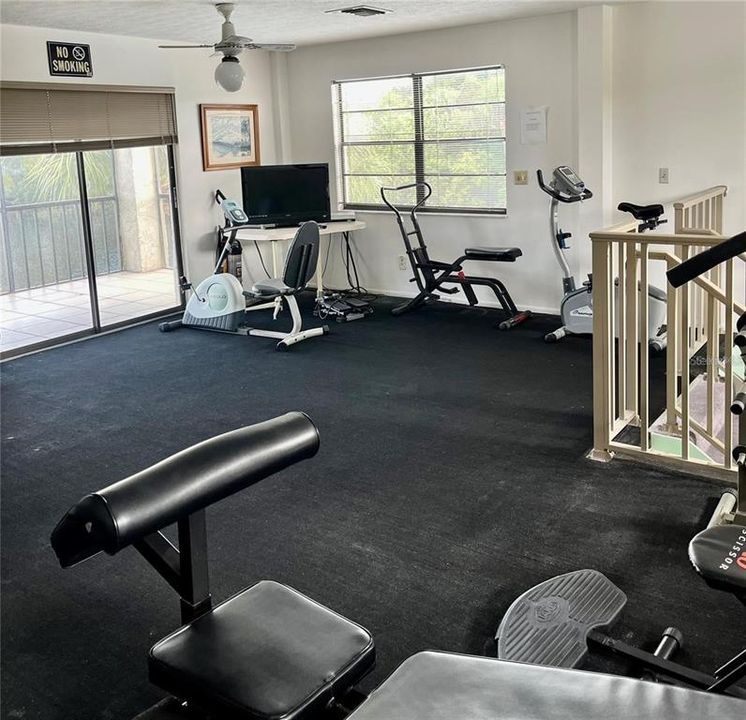 出租: $1,395 (2 贝兹, 2 浴室, 1056 平方英尺)