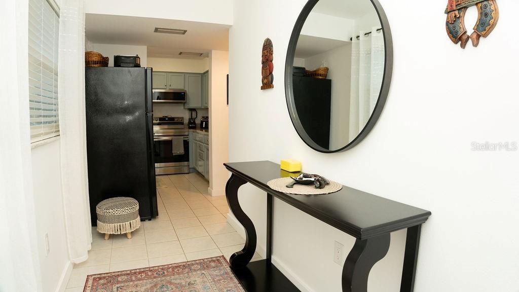 For Sale: $125,000 (1 beds, 1 baths, 850 Square Feet)