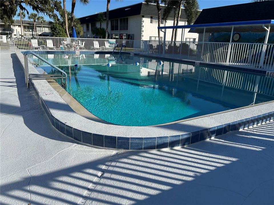 For Sale: $125,000 (1 beds, 1 baths, 850 Square Feet)