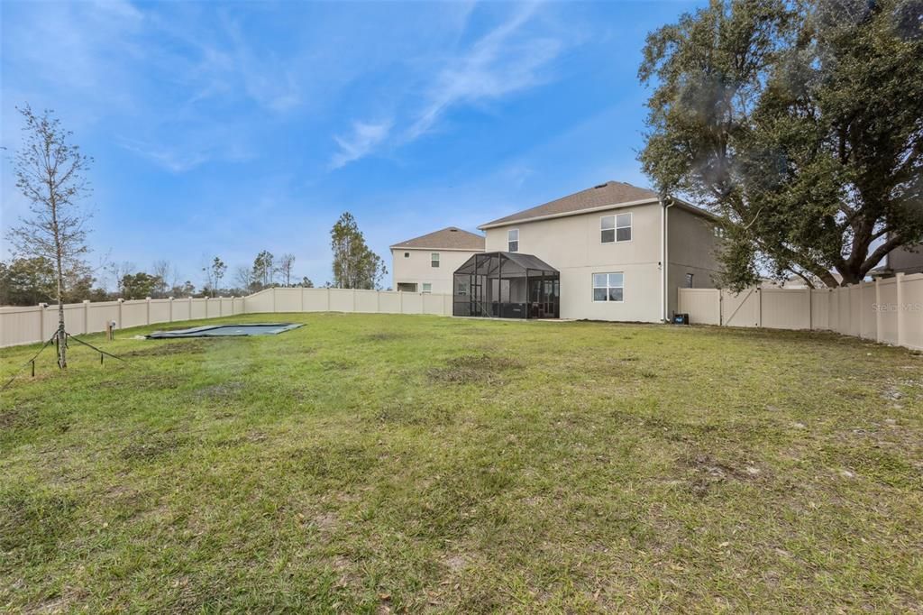 Activo con contrato: $520,000 (4 camas, 3 baños, 3038 Pies cuadrados)