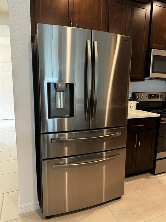 В аренду: $2,650 (4 спален, 2 ванн, 2248 Квадратных фут)