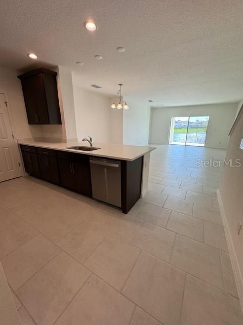 В аренду: $2,650 (4 спален, 2 ванн, 2248 Квадратных фут)