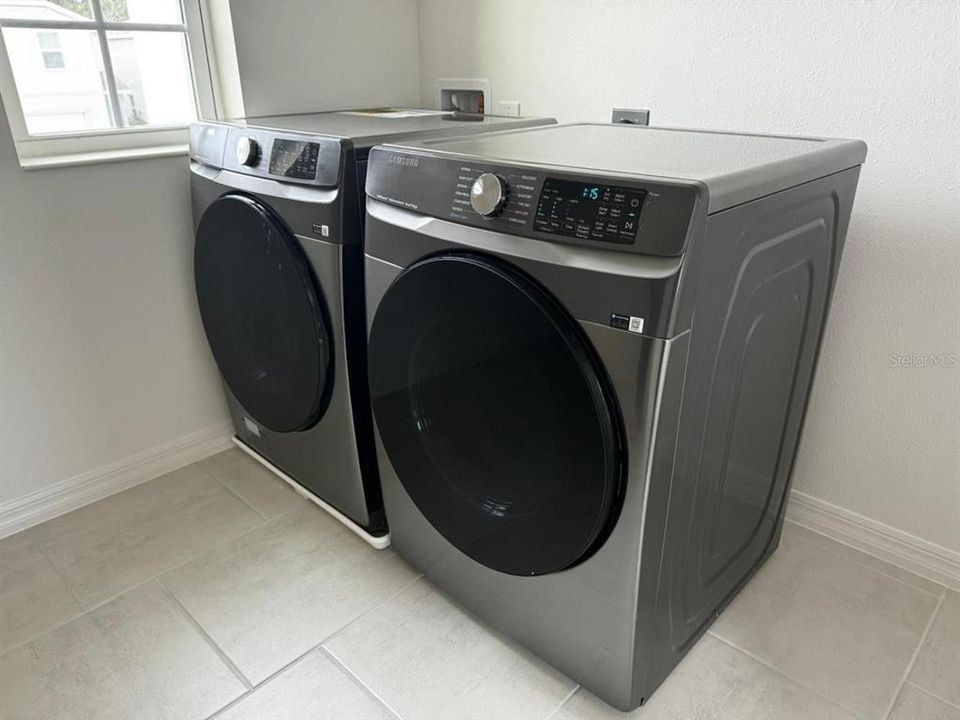 В аренду: $2,650 (4 спален, 2 ванн, 2248 Квадратных фут)