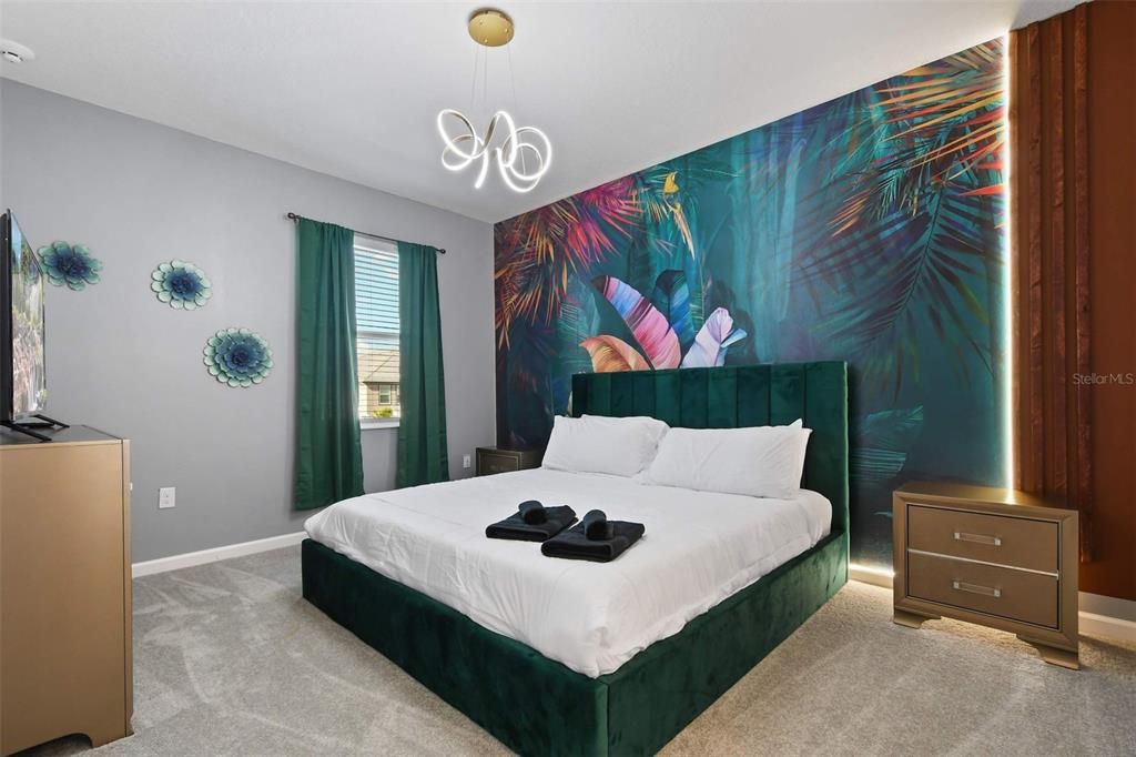 For Sale: $970,000 (12 beds, 11 baths, 4762 Square Feet)