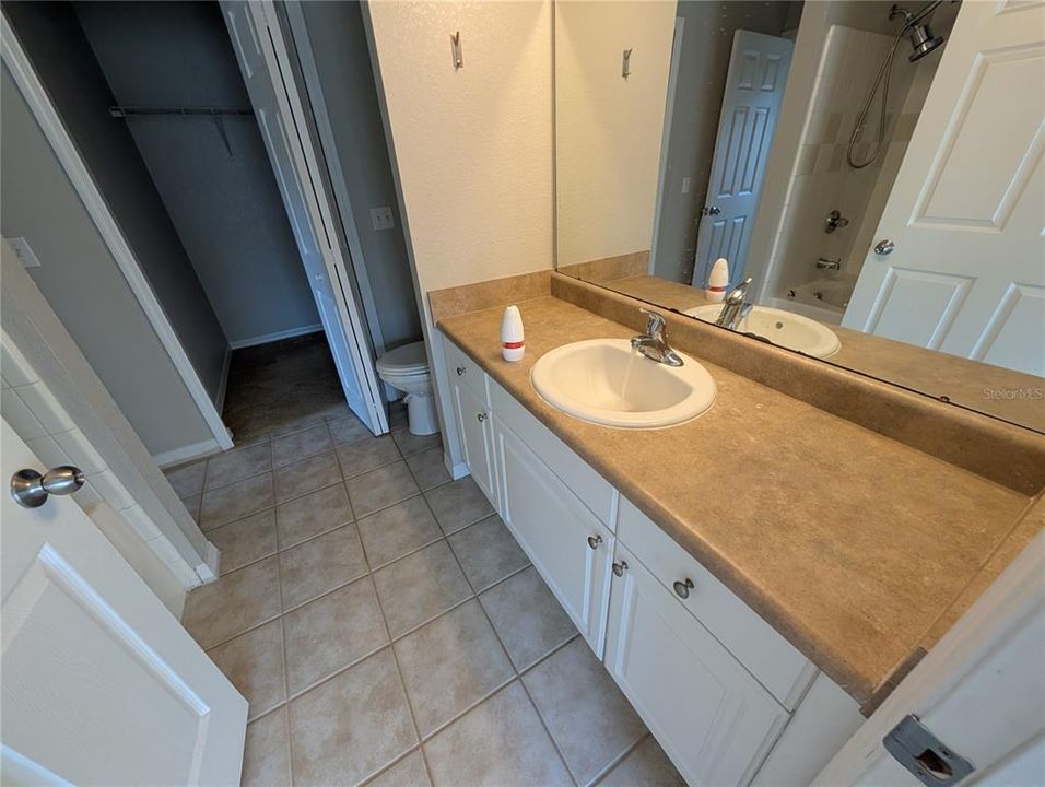 待售: $229,900 (2 贝兹, 2 浴室, 1316 平方英尺)