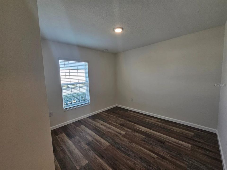 En Renta: $1,950 (4 camas, 2 baños, 1600 Pies cuadrados)