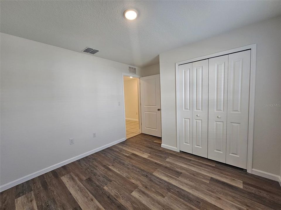 En Renta: $1,950 (4 camas, 2 baños, 1600 Pies cuadrados)